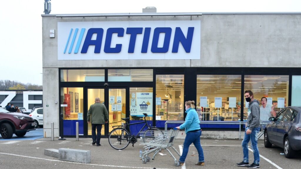 Vernis je balkon voordelig : de plantenbaktafel van Action voor minder dan 10€ transformeert je ruimte